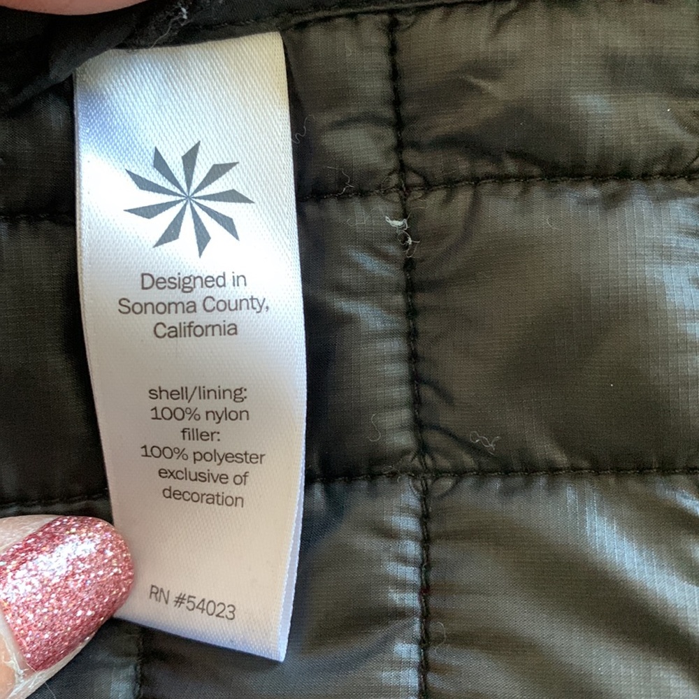 Athleta Grandview Primaloft Shell - image 7